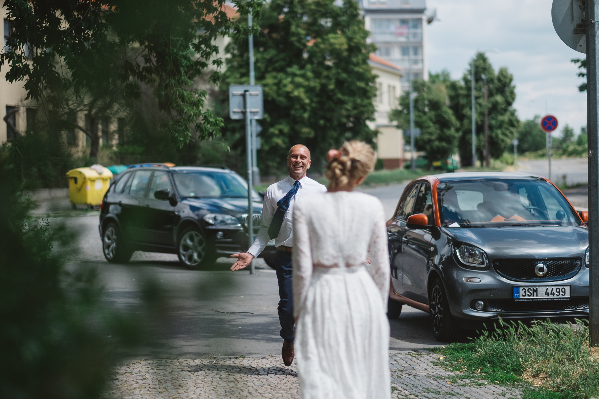 Svatba na nákladovém nádraží Žižkov Fotograf Vojtěch Láznička